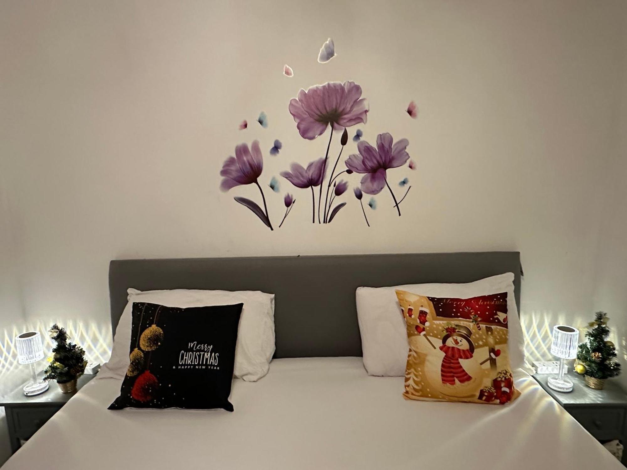 London 2 Bed 2 Bath Apartment Holiday Home - Free Parking - 3Min Walk To The Train Station - 19Min To London Liverpool Street 5Min To Victoria Line 1Gb Broadband Super Fast Internet Ground Floor 100S Of Shops Restaurants Bakeries 24-Hour Asda Superst Extérieur photo